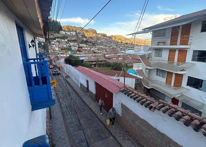Plaza Center